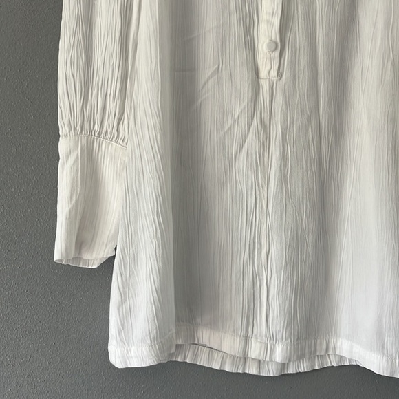 Reformation White Crinkle Blouse Tunic with Cloth Button Details - Picture 3 of 11
